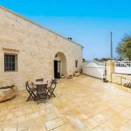 Trullo Paradise Pool Semesterbostad